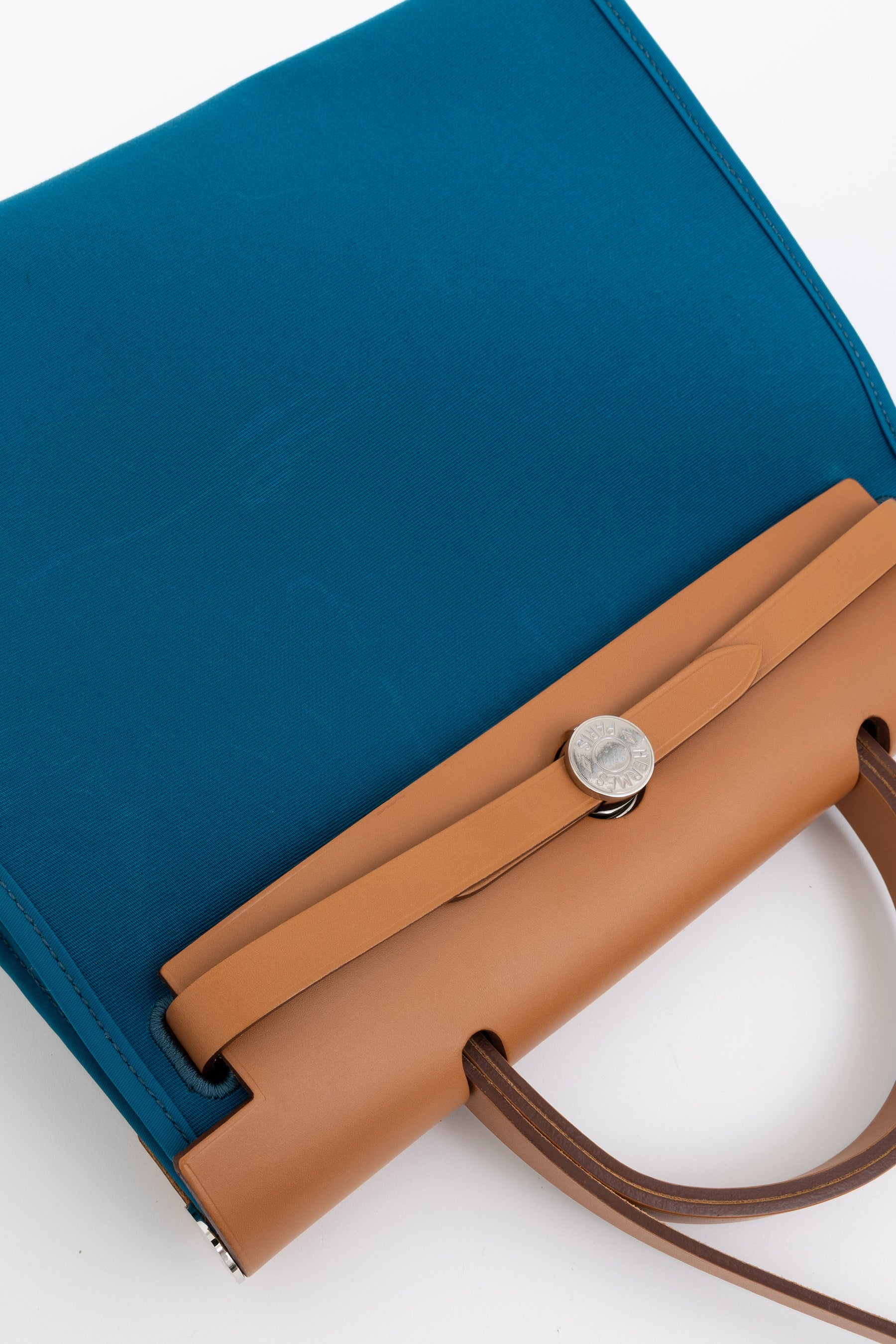 31 Canvas Herbag Bag