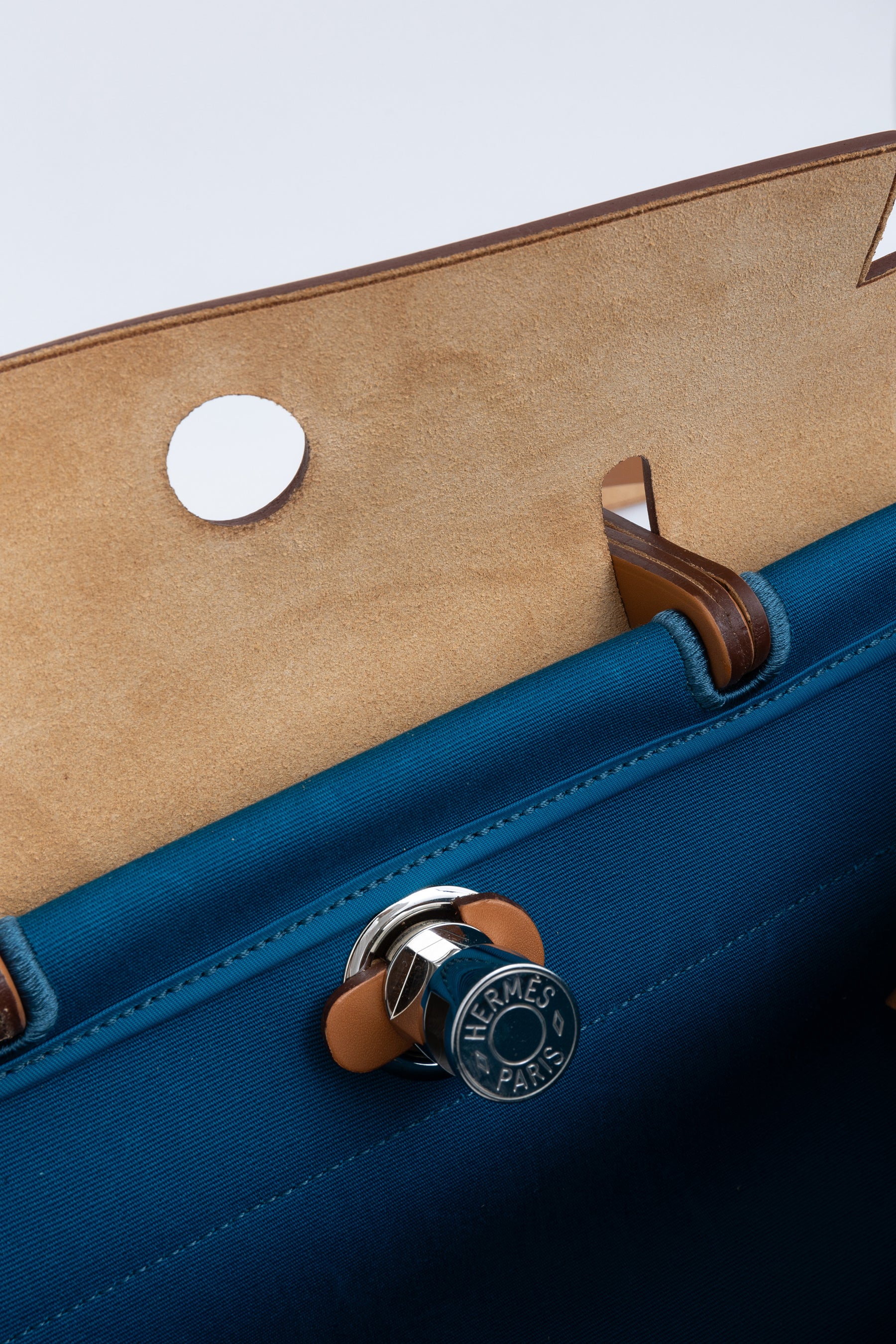 31 Canvas Herbag Bag