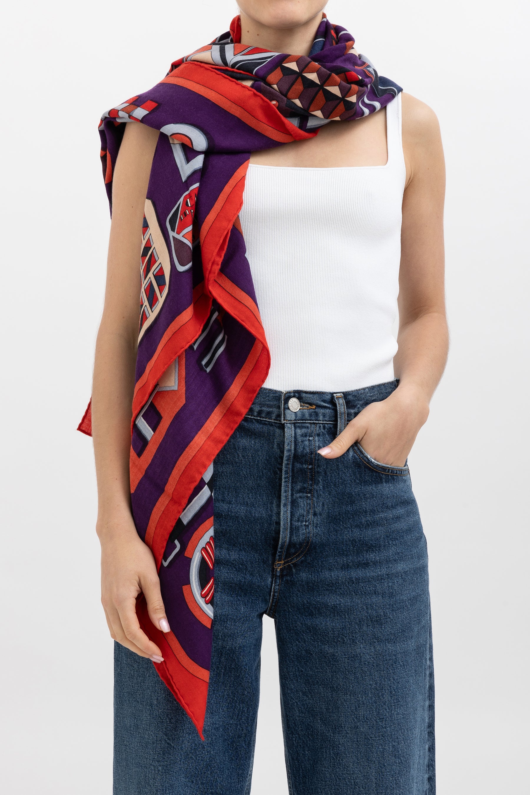 Carré en Boucies Scarf