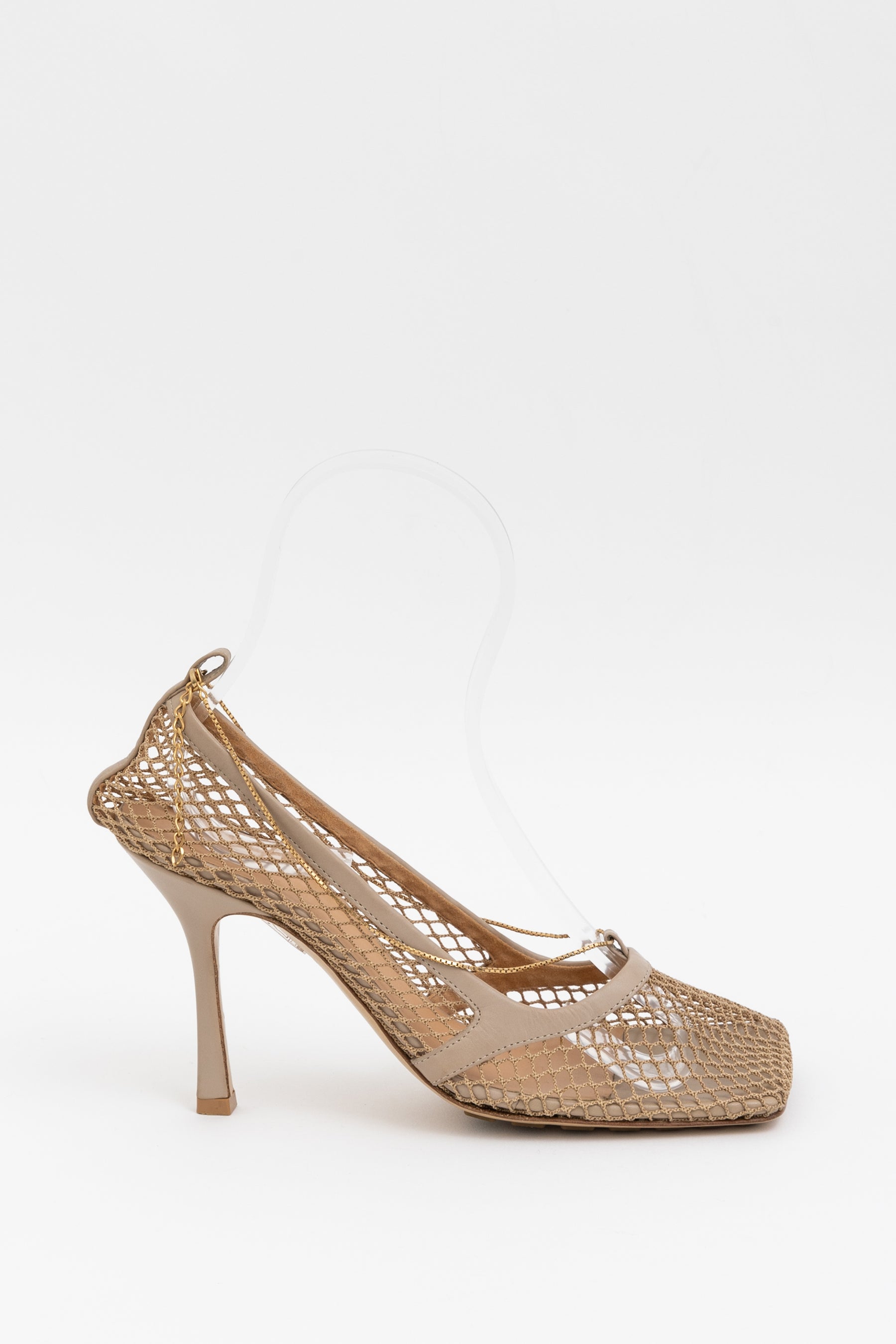 Beige Stretch Pump