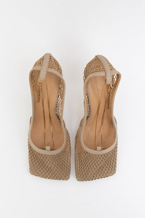 Beige Stretch Pump