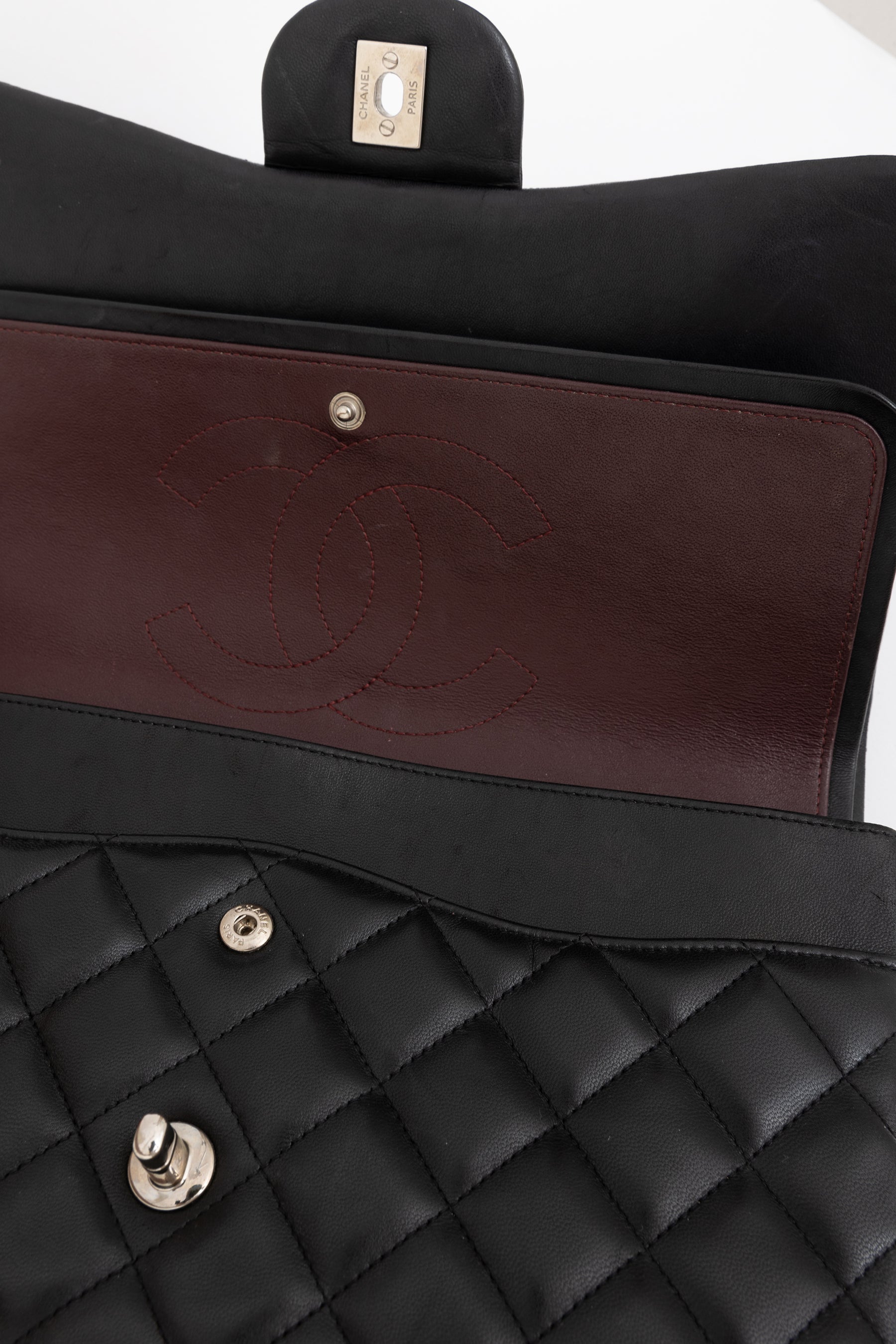 Jumbo Classic Flap Bag