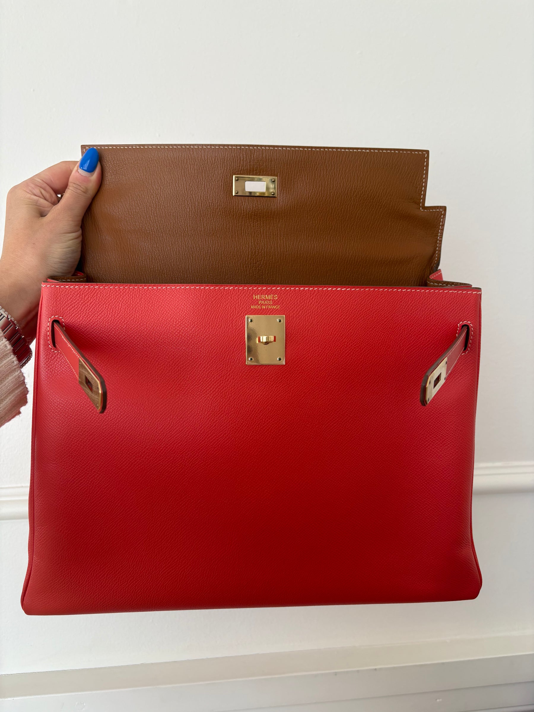 Hermès Candy Kelly Retourne 35 in Rose Jaipur Epsom Leather with Gold Leather Interior and Permabrass Hardware