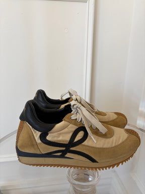 Loewe Beige Suede and black Leather Flow Runner, 38