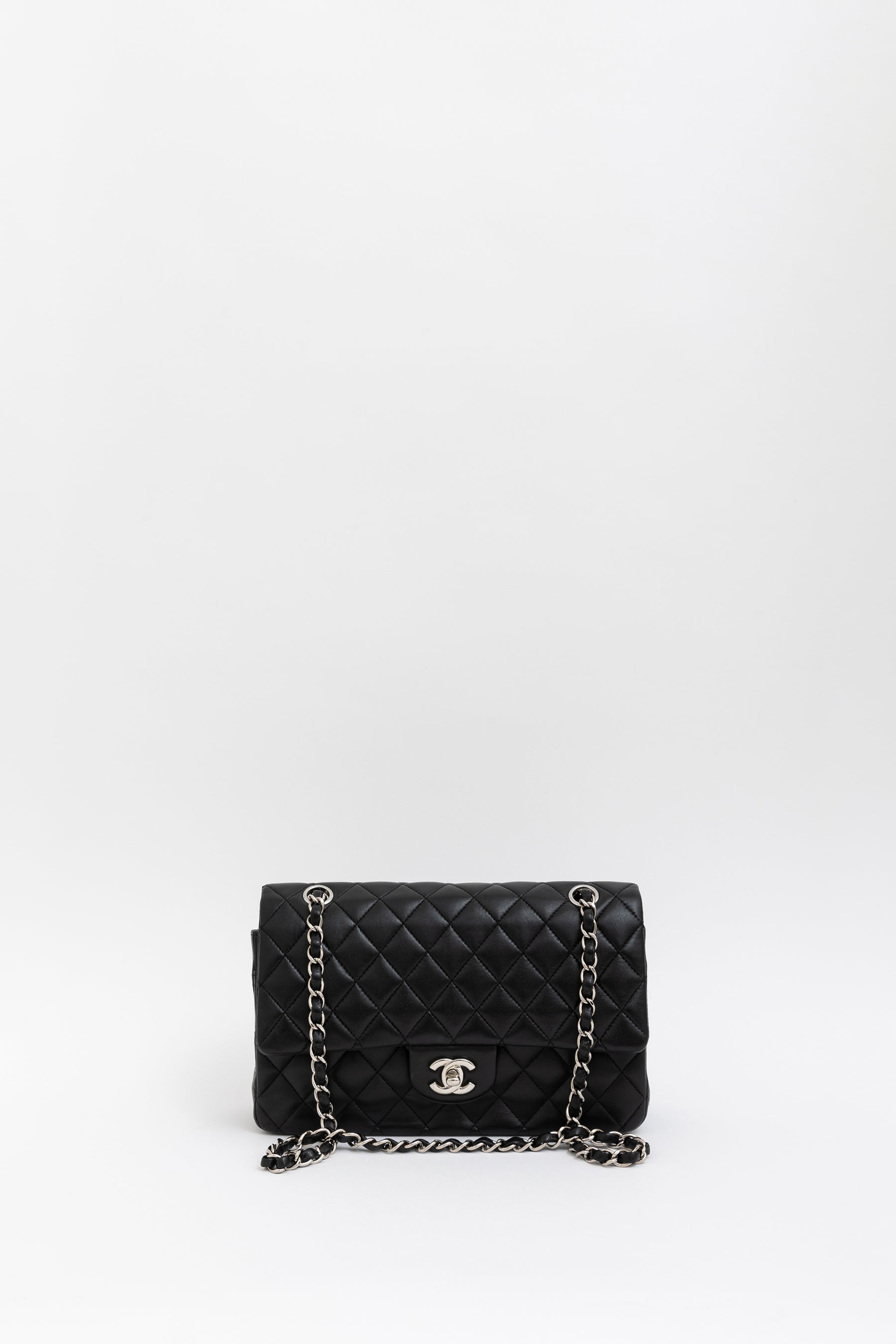 Medium Classic Double Flap