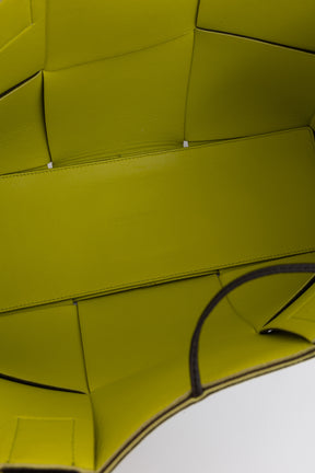 Medium Arco Tote Bag
