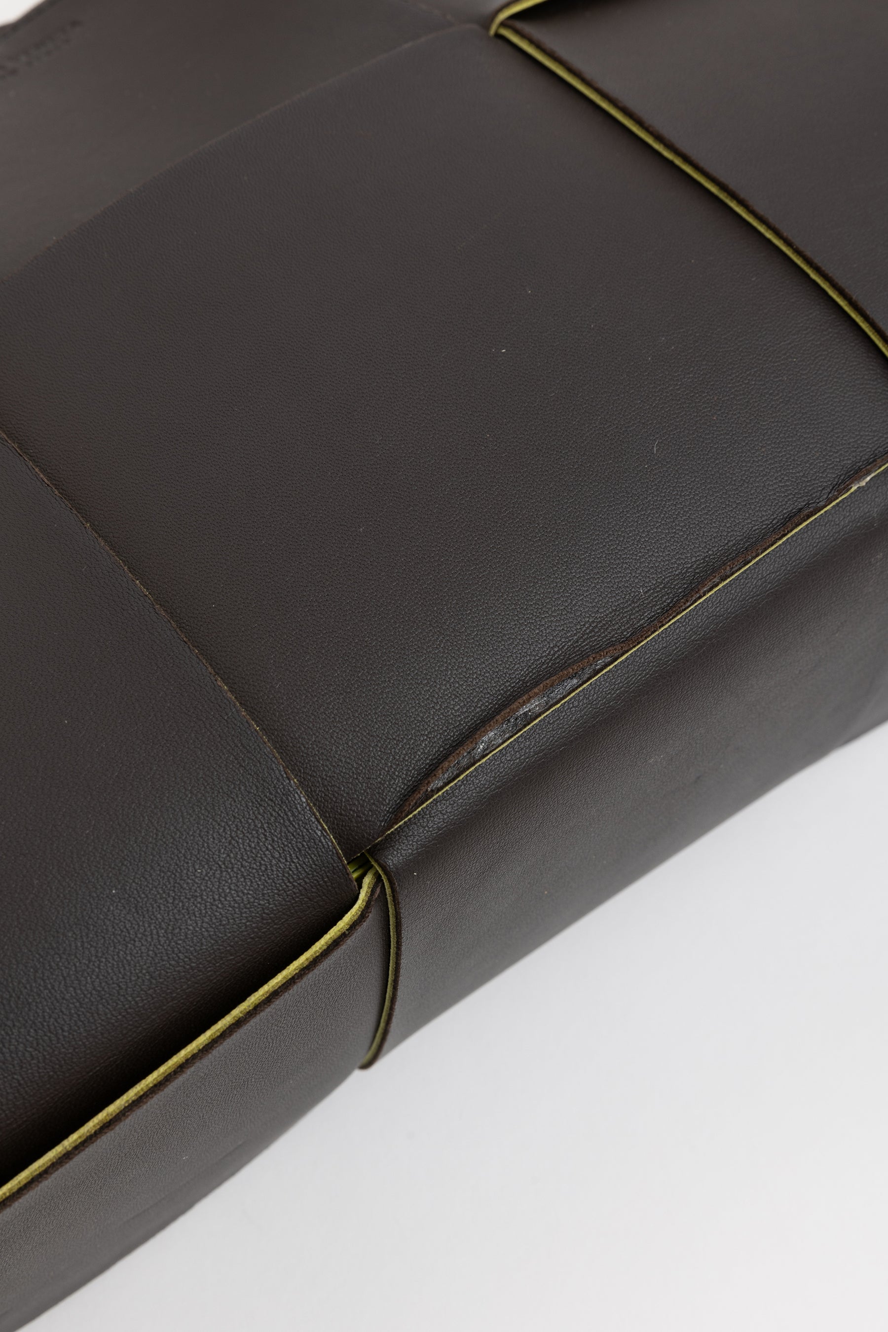 Medium Arco Tote Bag
