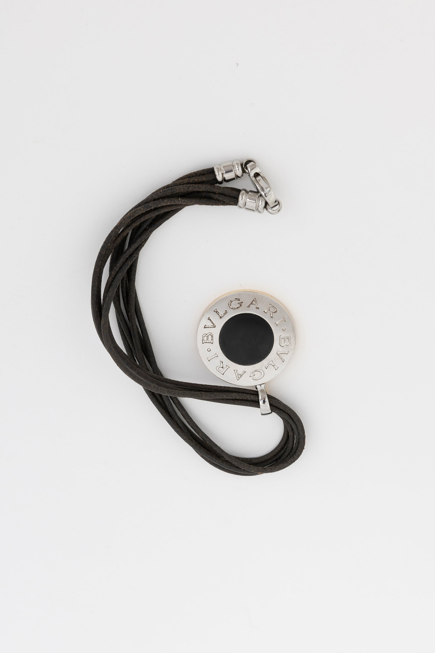 Mother of Pearl Pendant Necklace