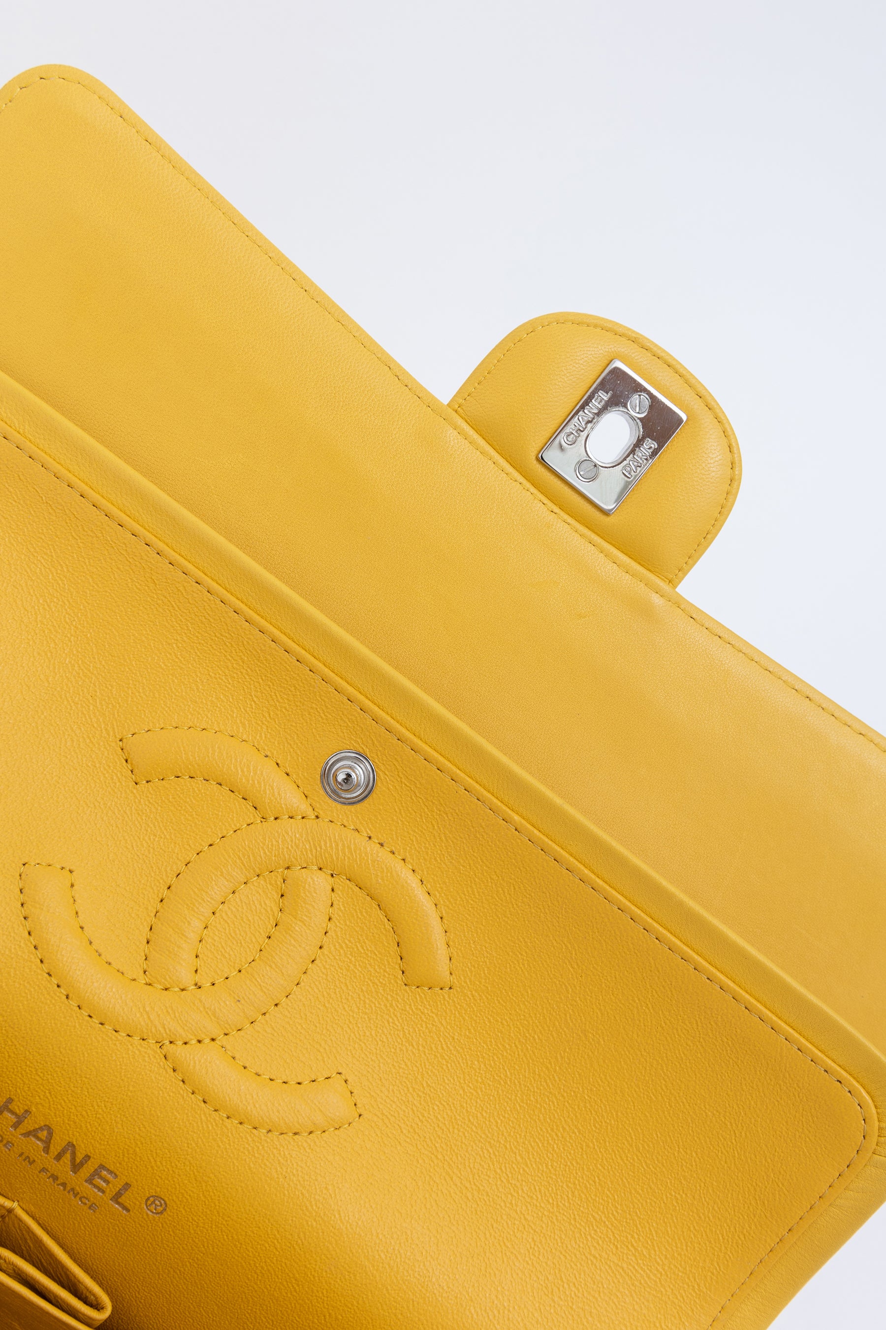 Chevron Medium Classic Flap Bag