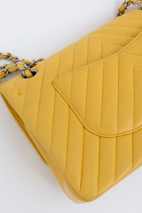 Chevron Medium Classic Flap Bag