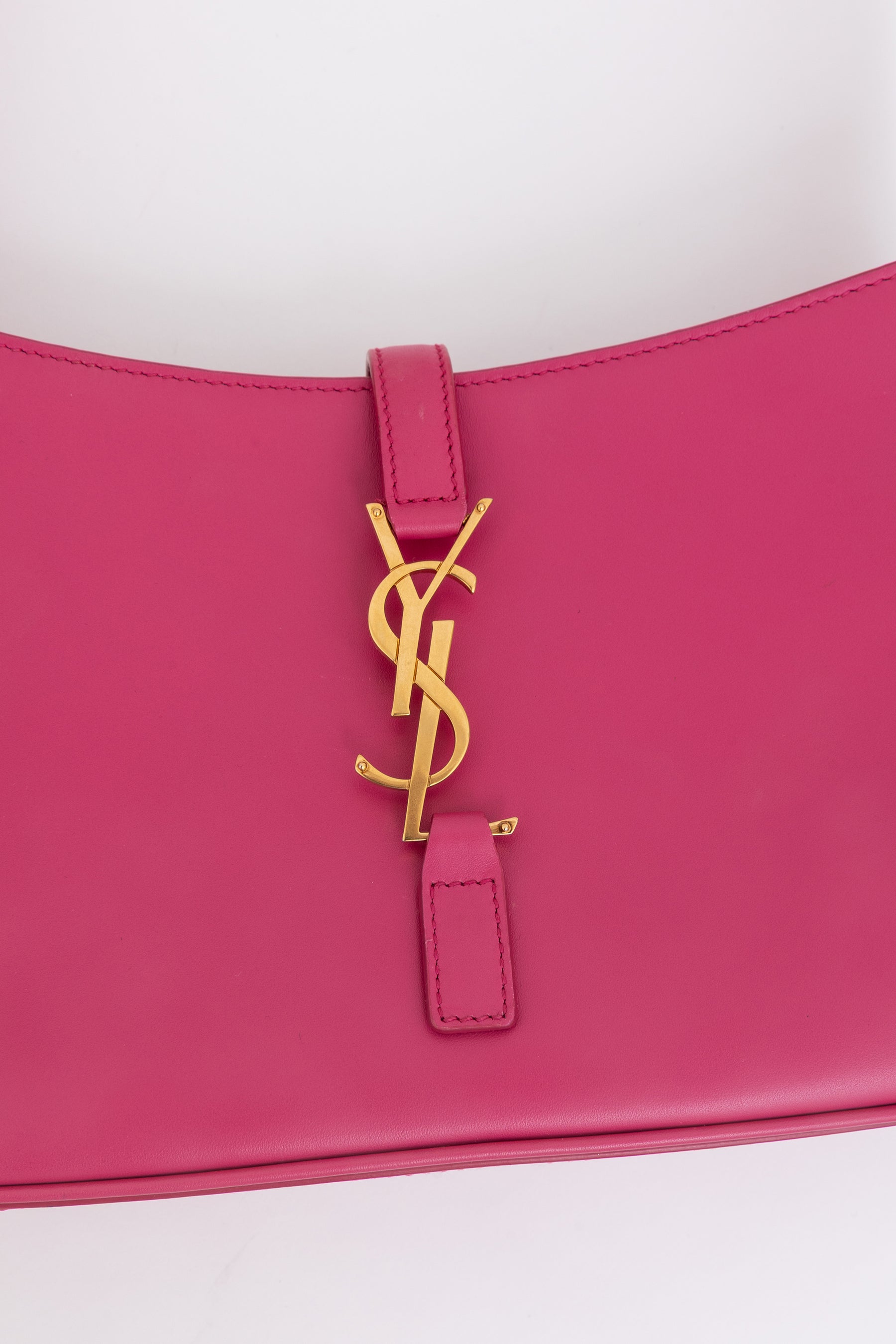 Le 5 à 7 Shoulder bag