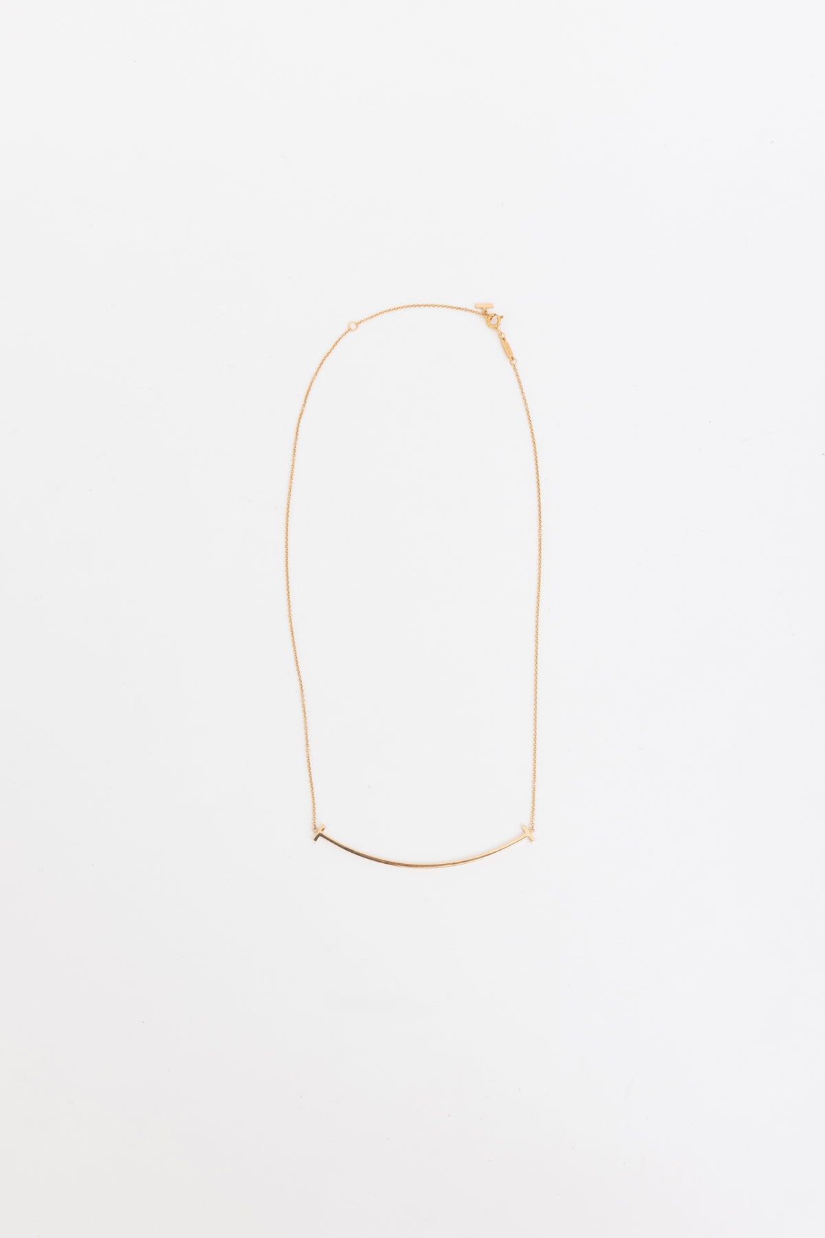 Smile Pendant in Rose Gold