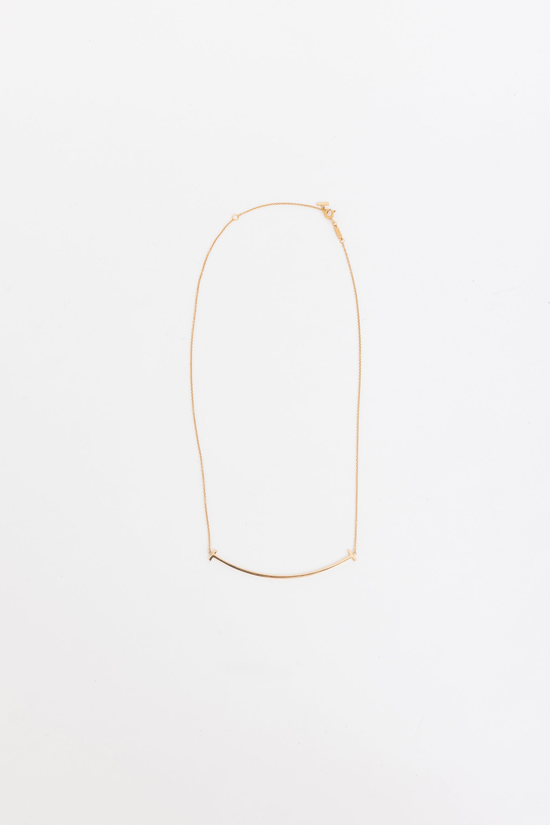 Smile Pendant in Rose Gold