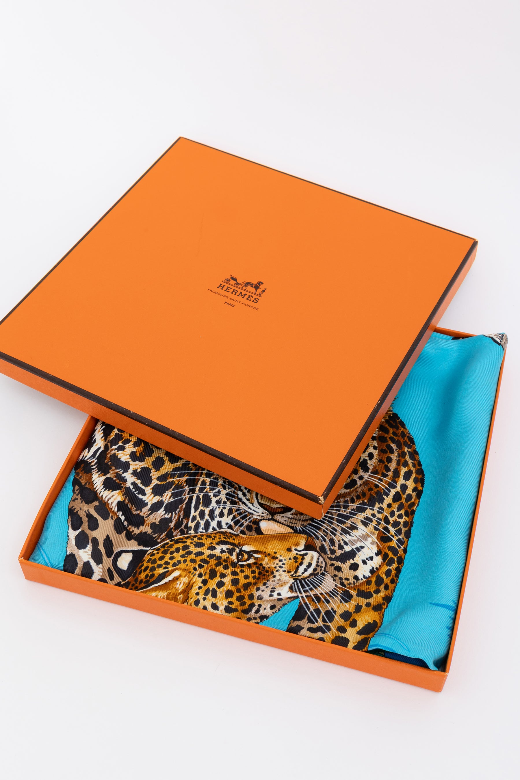 Cheetah 'Jungle Love' Silk Scarf 90