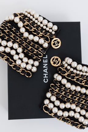 Pearl and Chain Embellished Fingerless Gloves