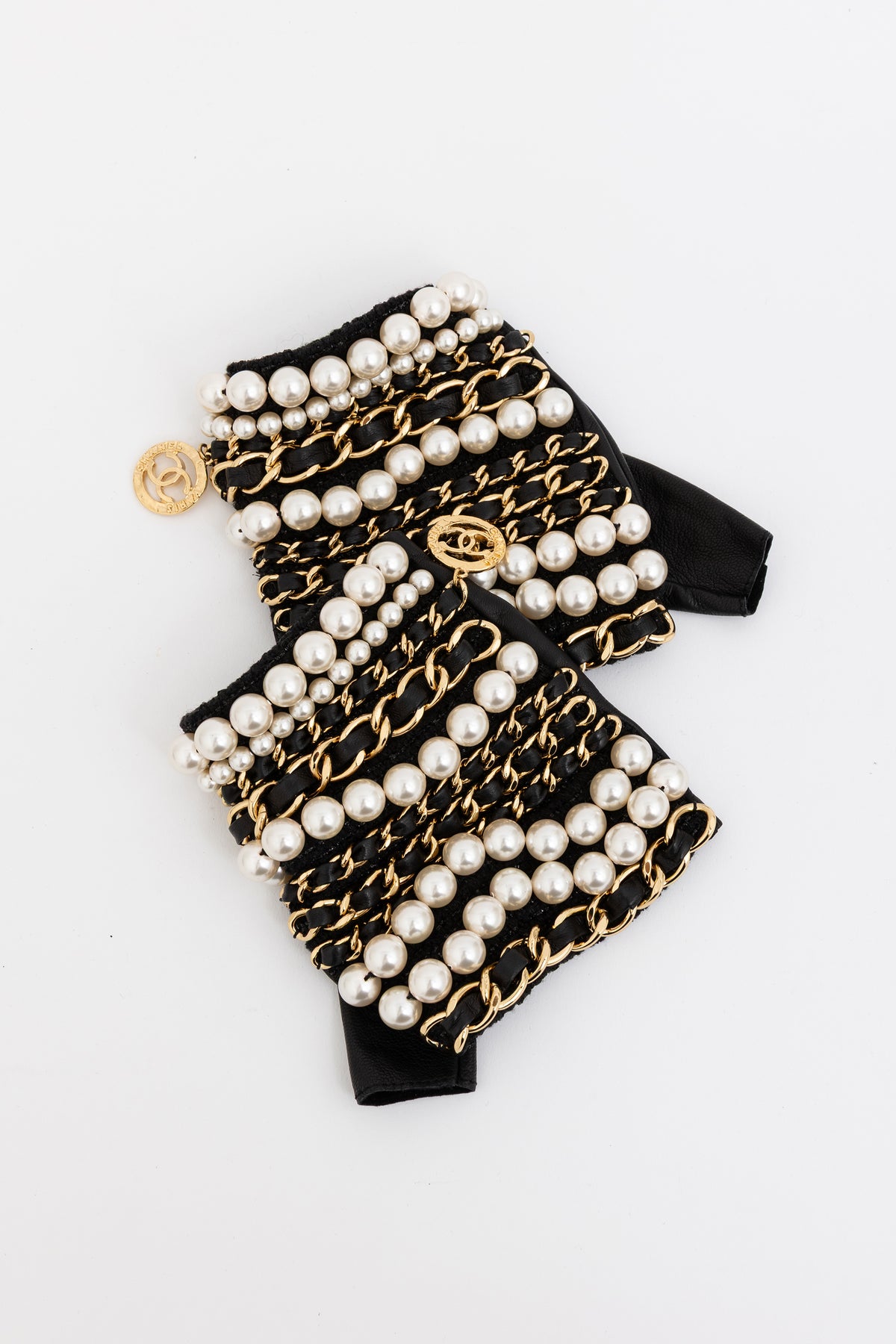 Pearl and Chain Embellished Fingerless Gloves