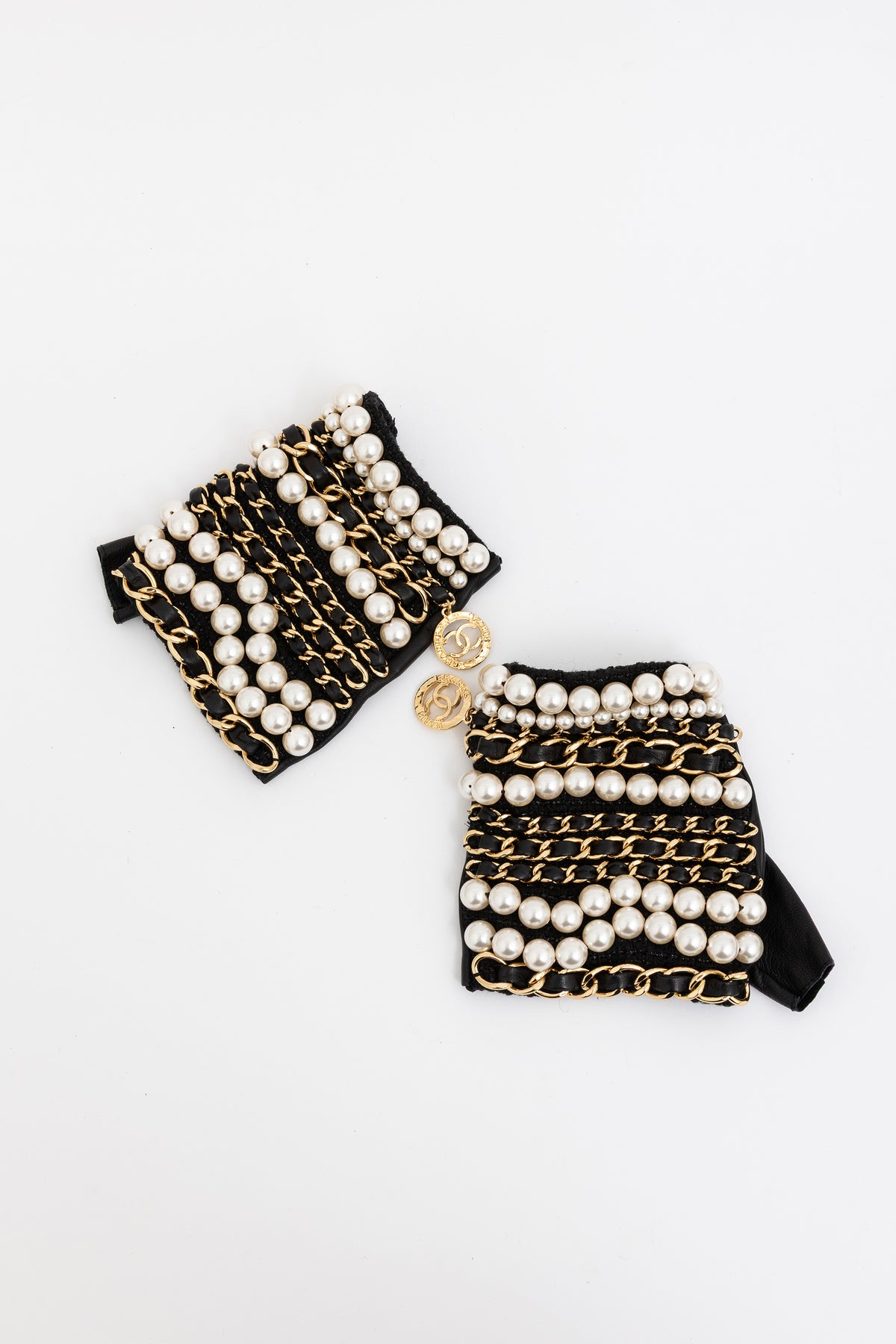 Pearl and Chain Embellished Fingerless Gloves