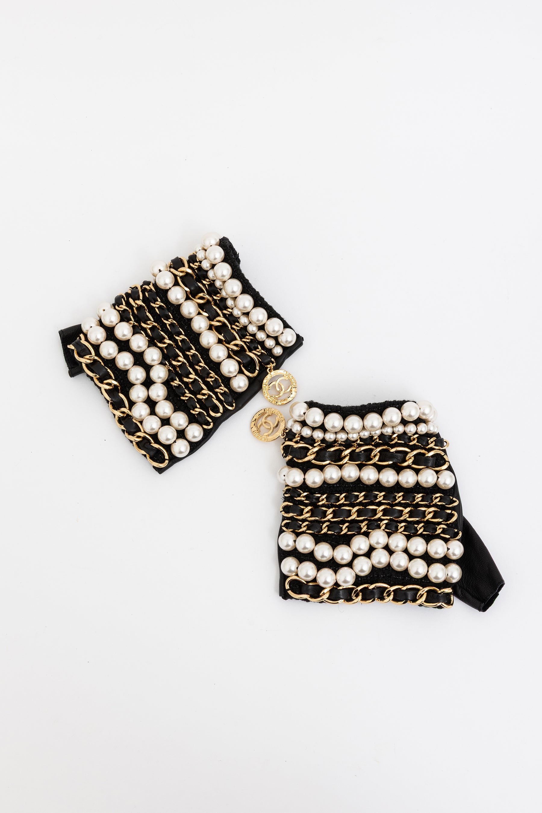 Pearl and Chain Embellished Fingerless Gloves