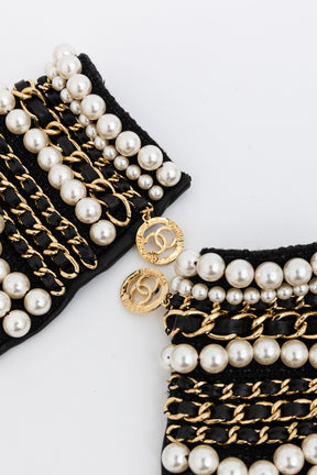 Pearl and Chain Embellished Fingerless Gloves