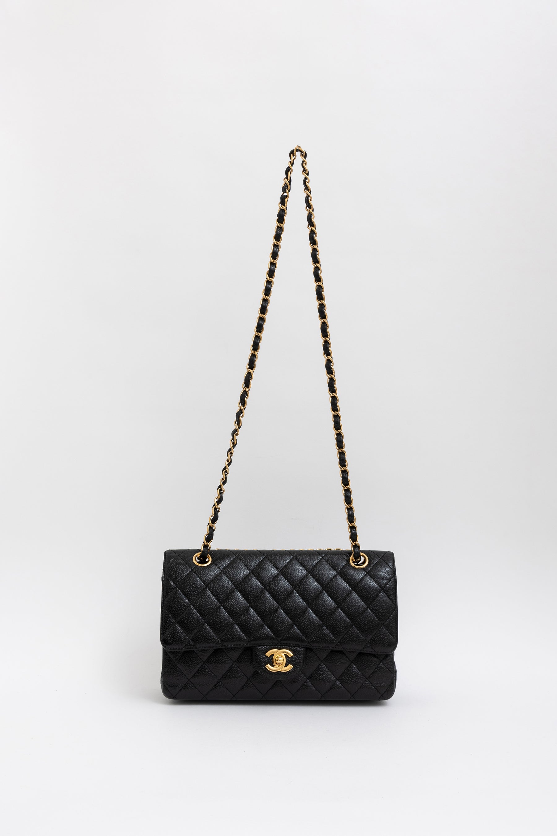 Medium Classic Flap