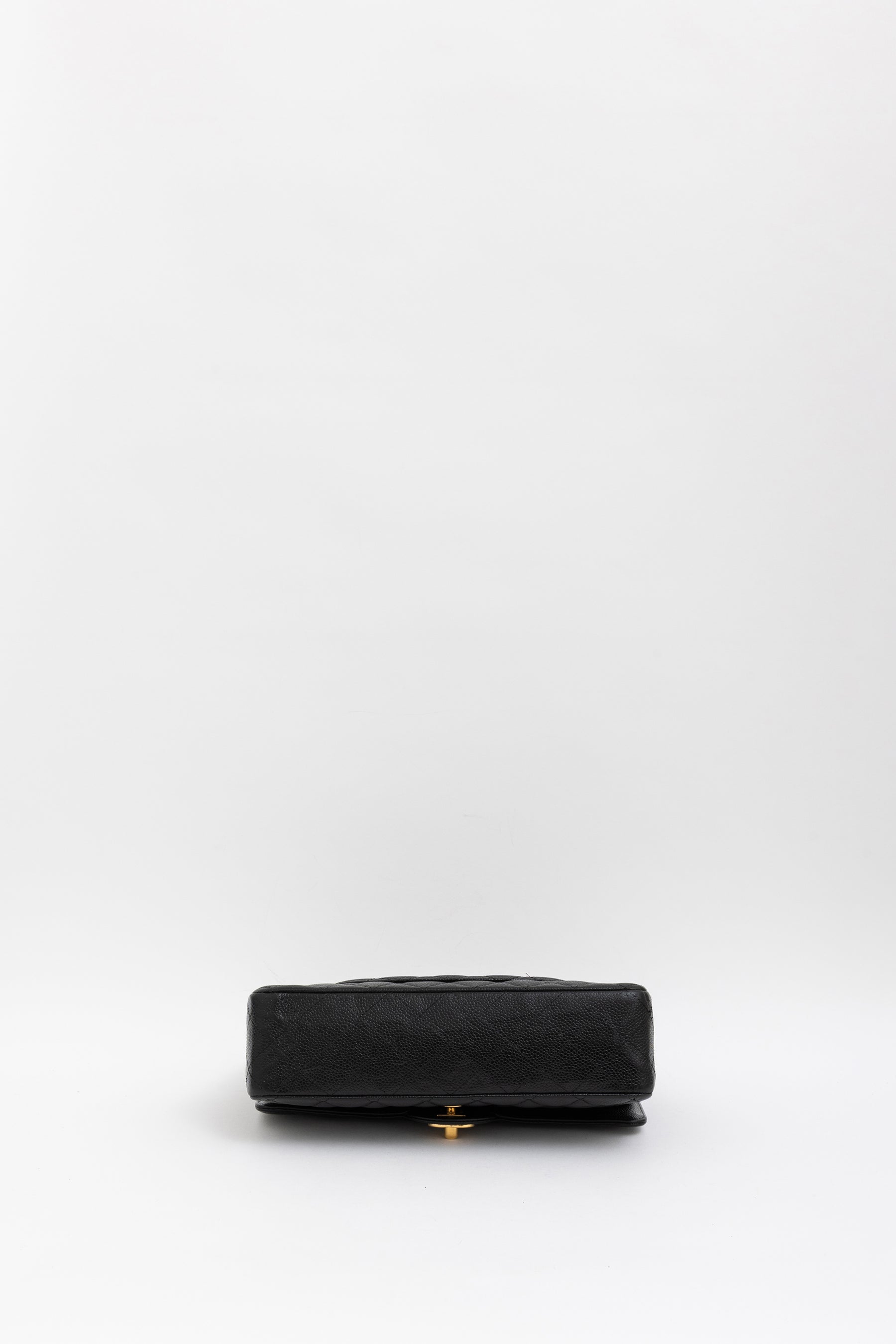 Medium Classic Flap