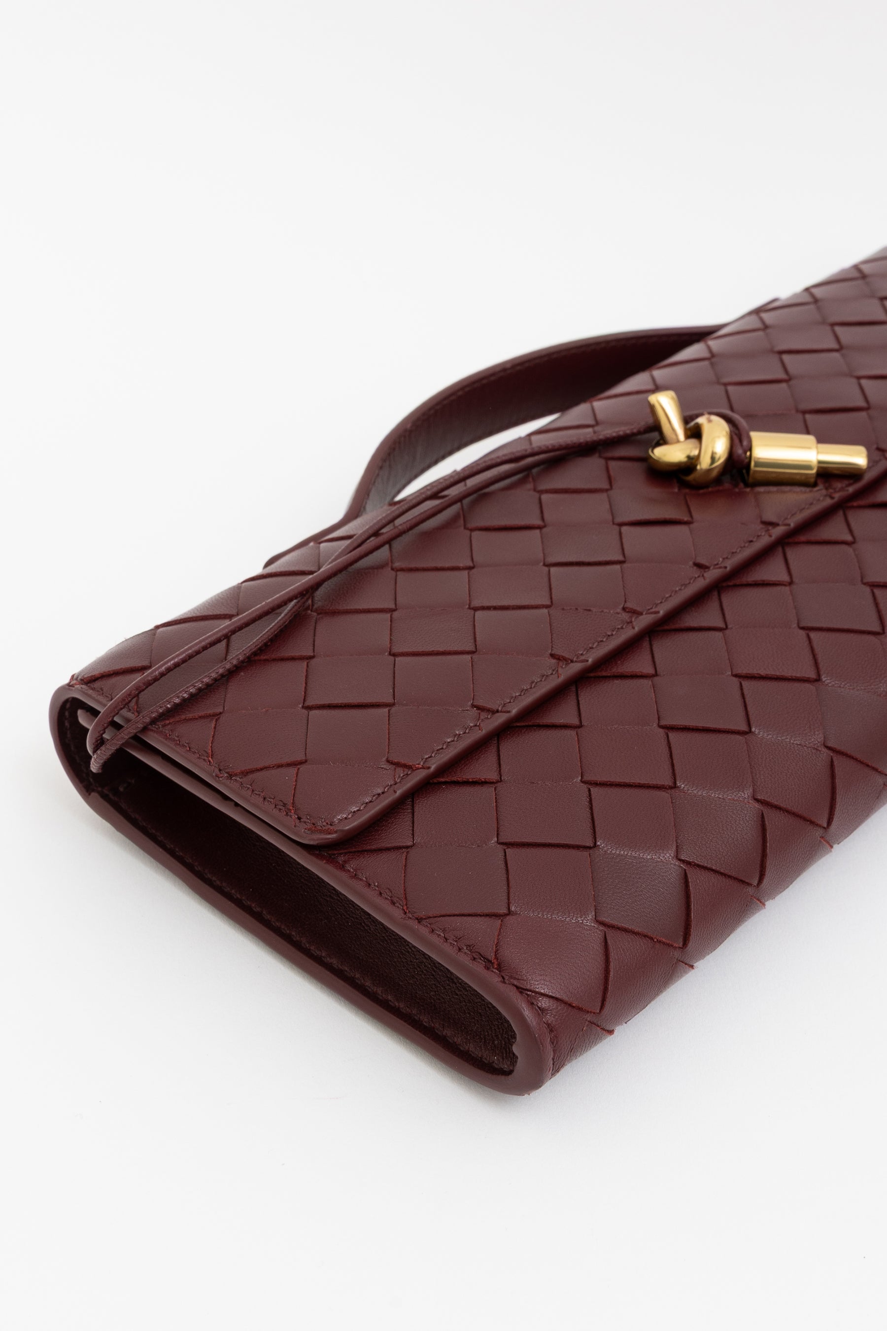 Andiamo Clutch In Barolo