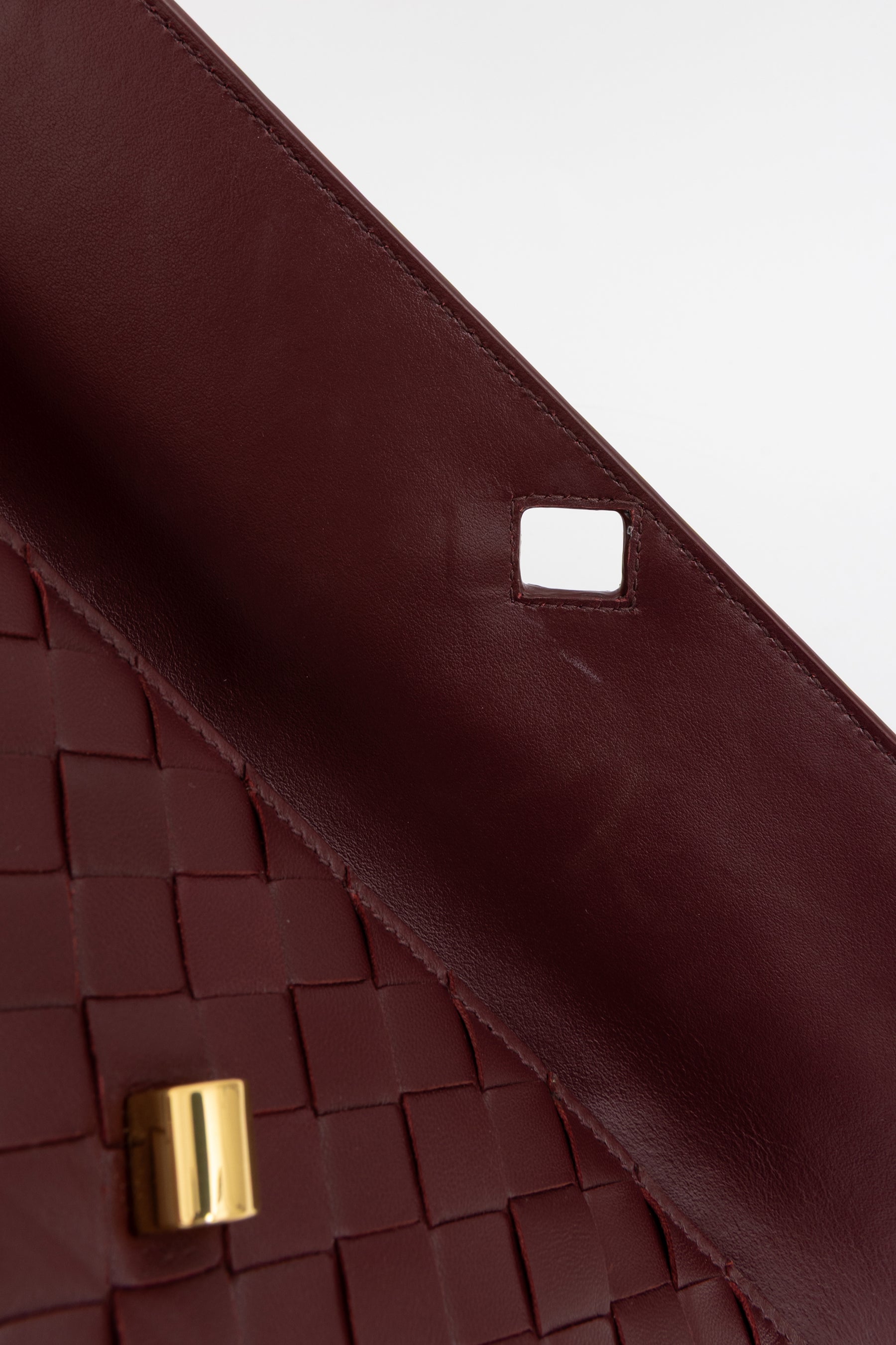 Andiamo Clutch In Barolo