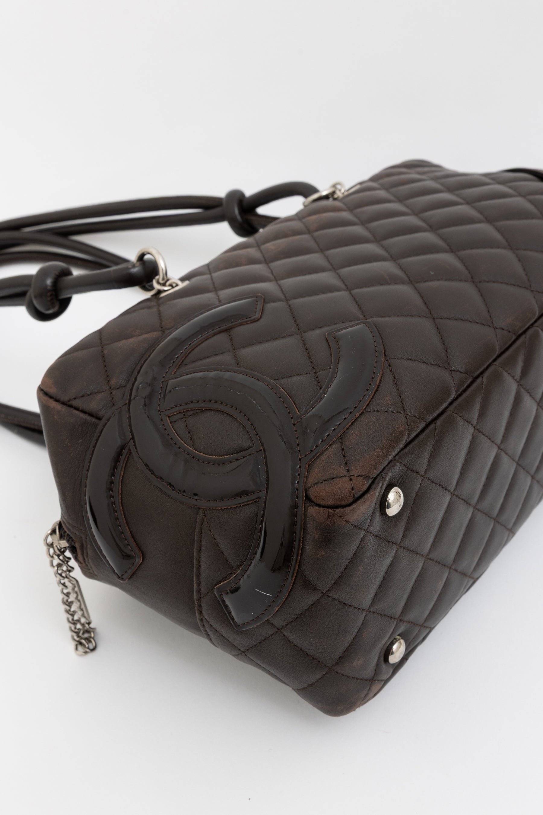 Quilted Shoulder Bowling Bag