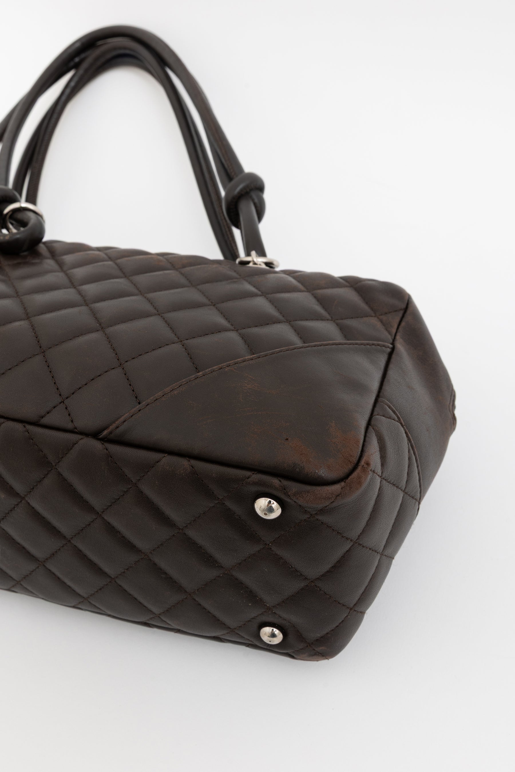 Quilted Shoulder Bowling Bag