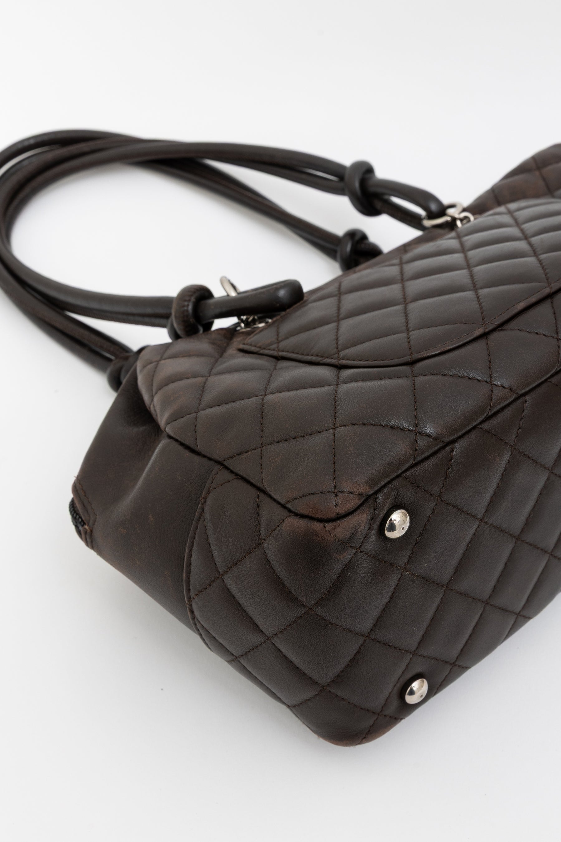 Quilted Shoulder Bowling Bag