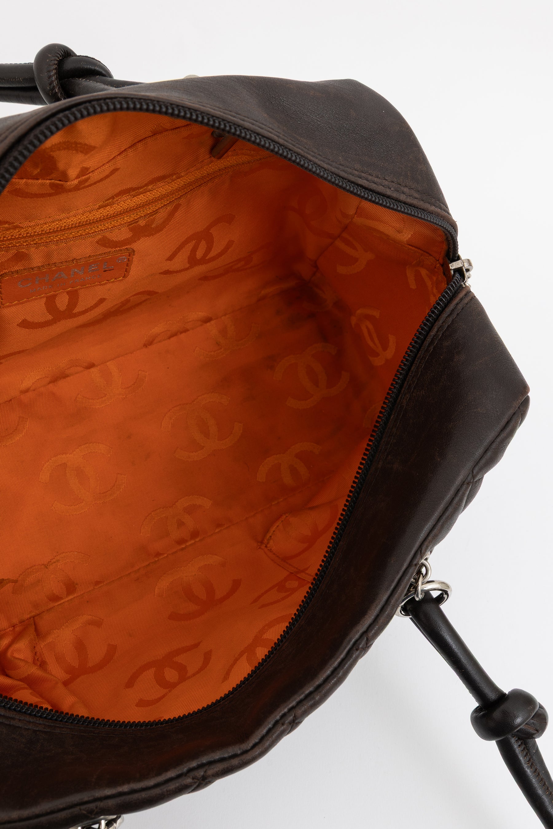 Quilted Shoulder Bowling Bag