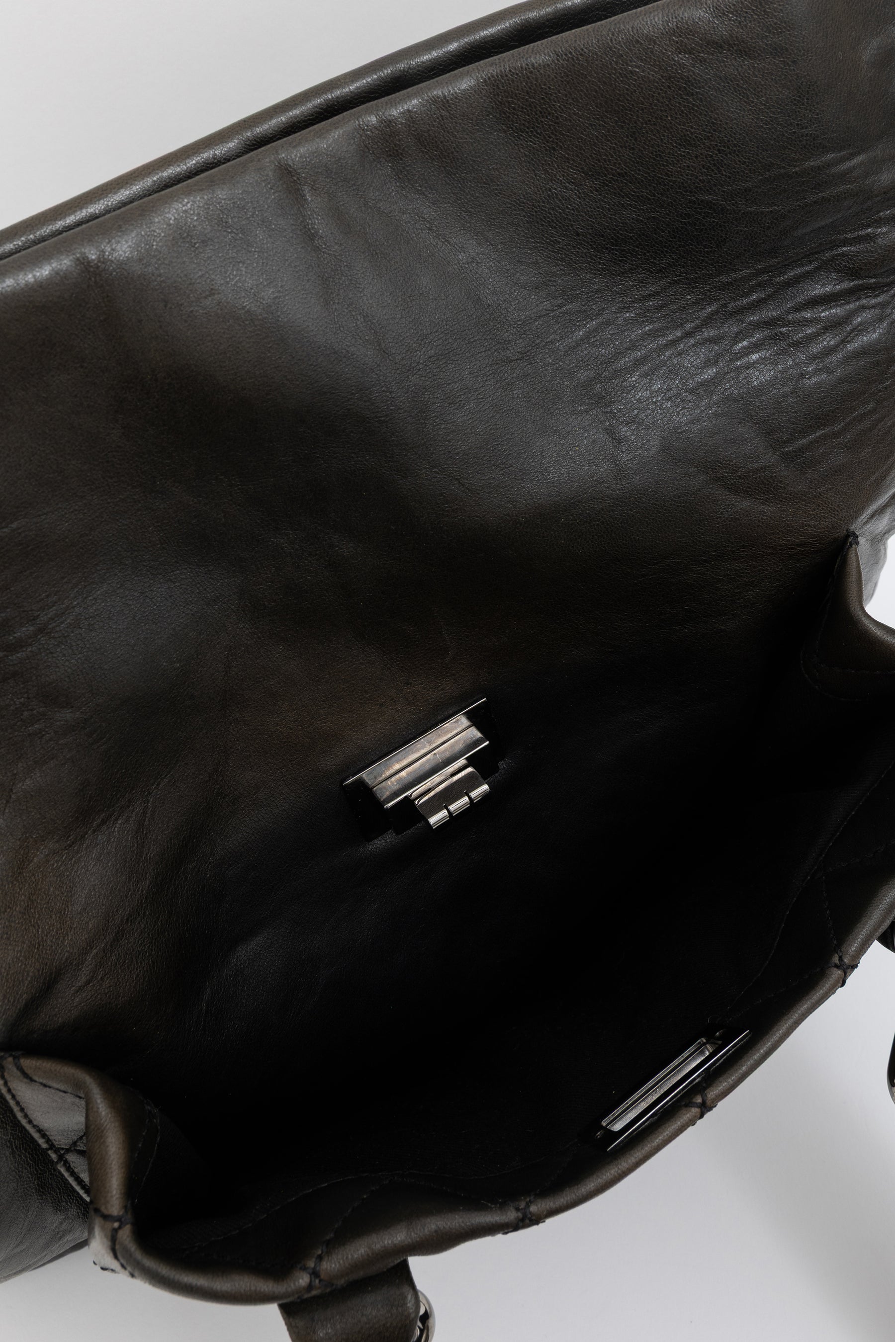 8 Knots Dark Olive Tote