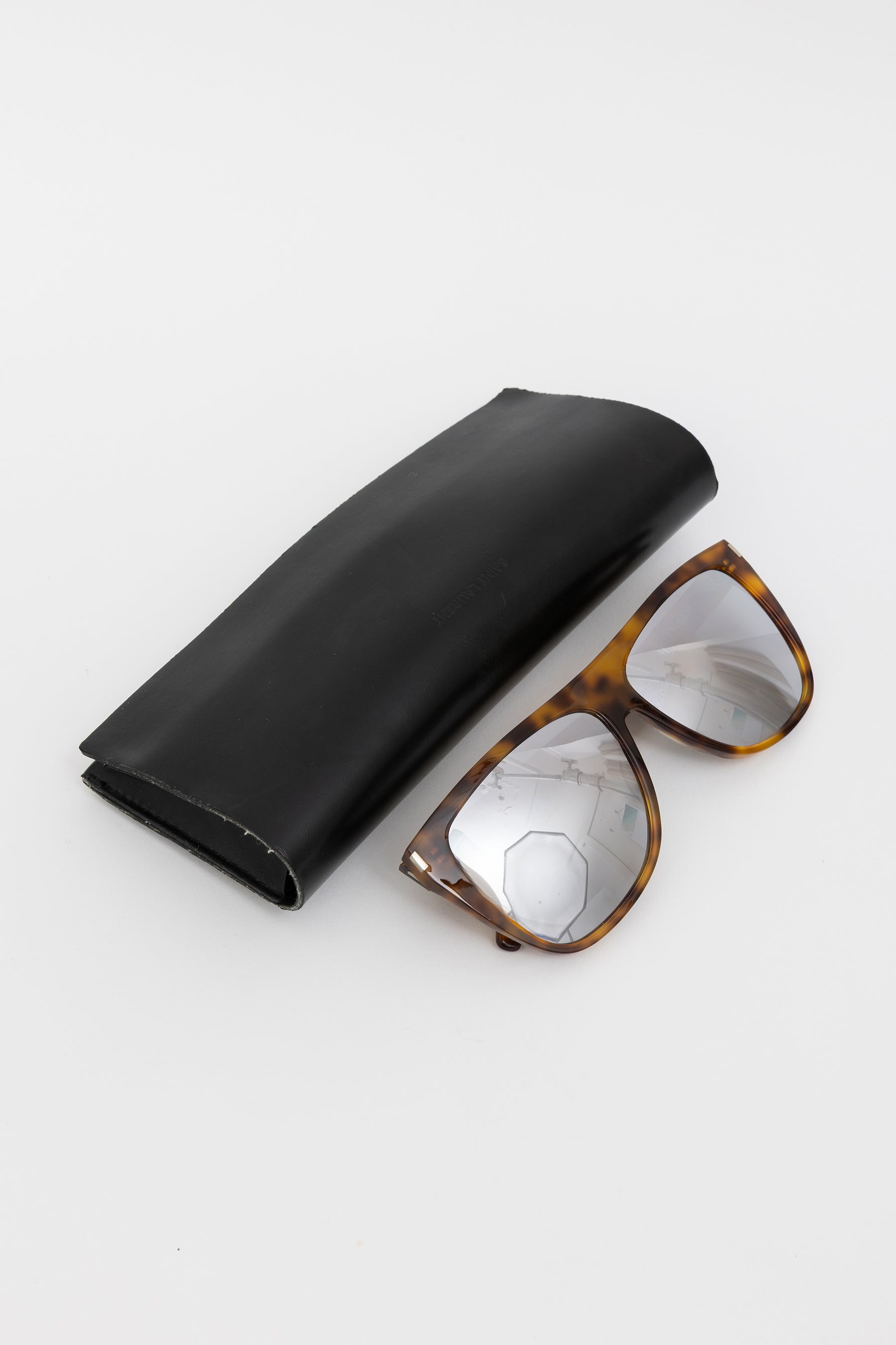 Tortoishell Oversized Reflective Sunglasses