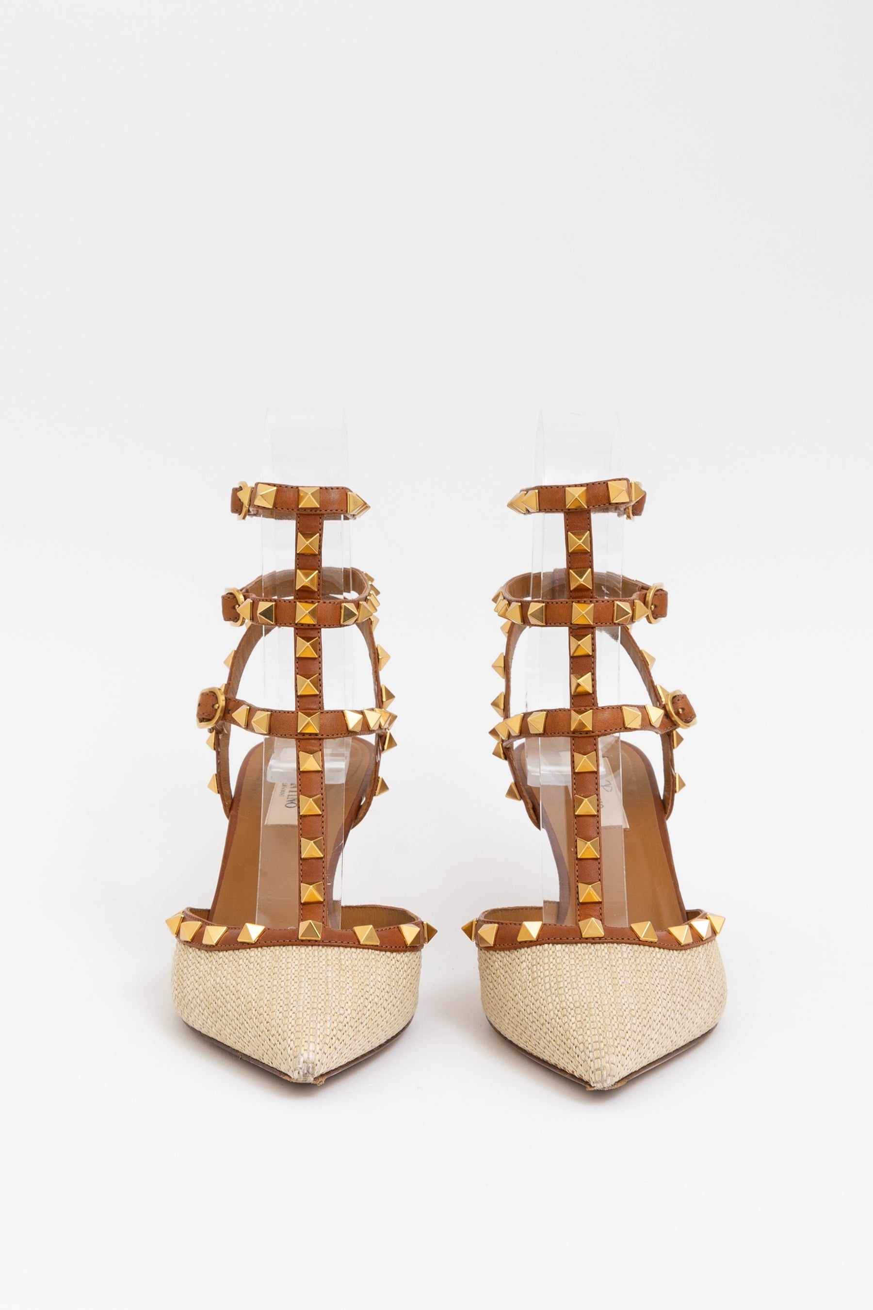 Pointed Rockstud Pumps