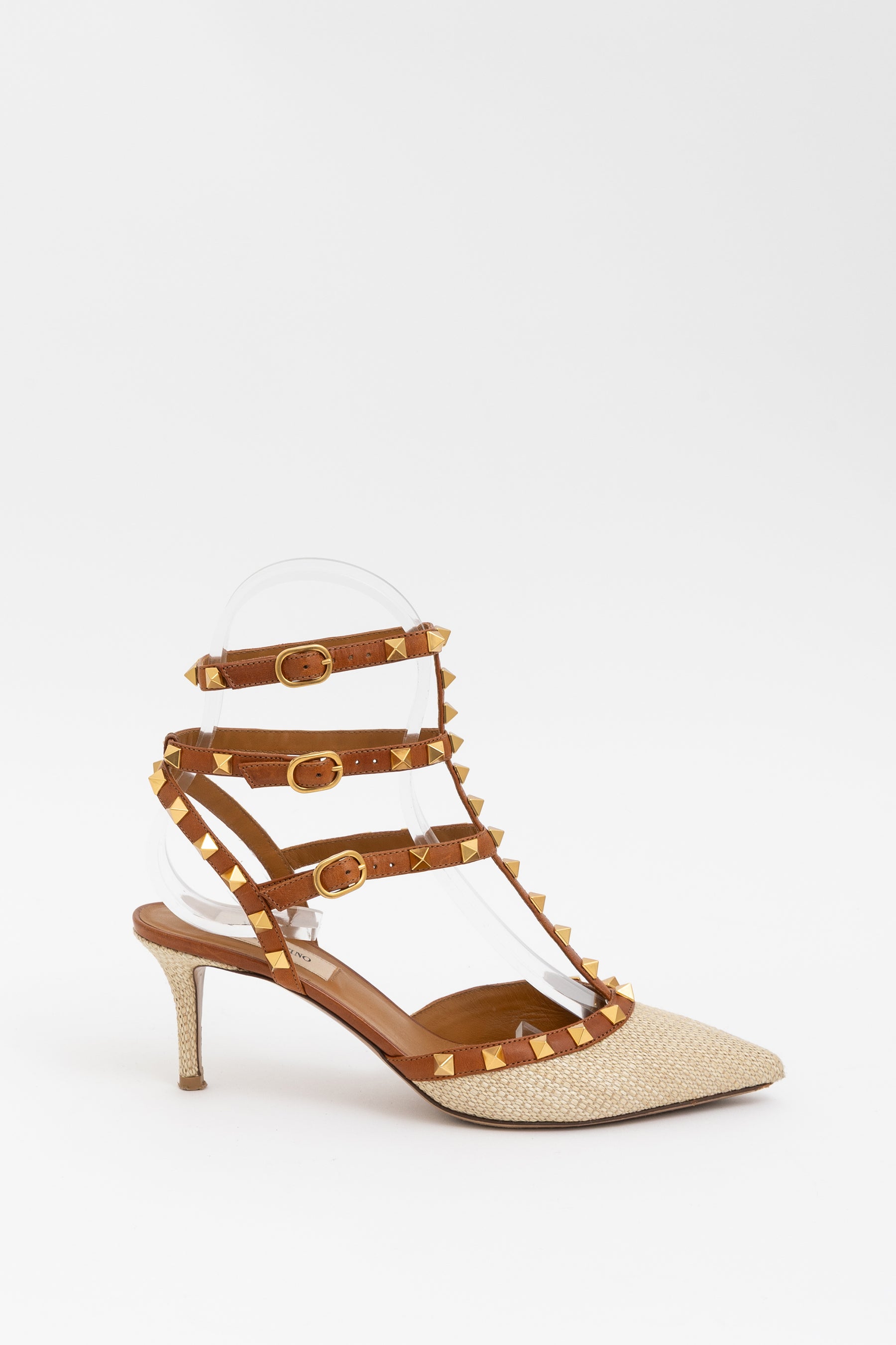 Pointed Rockstud Pumps