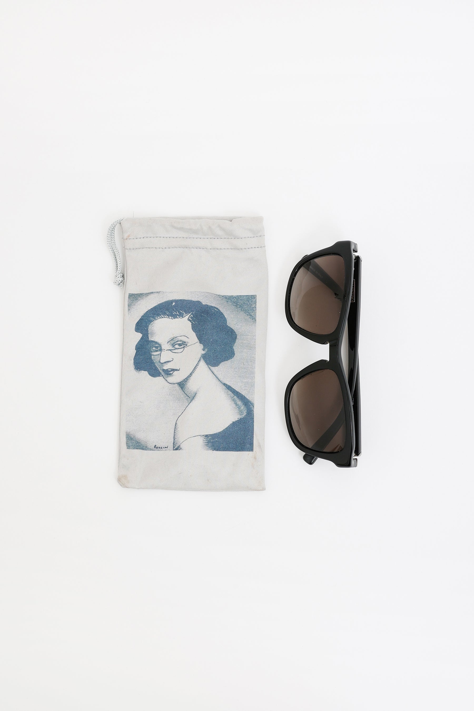 Valentino Black Rockstud Arm Detail Sunglasses