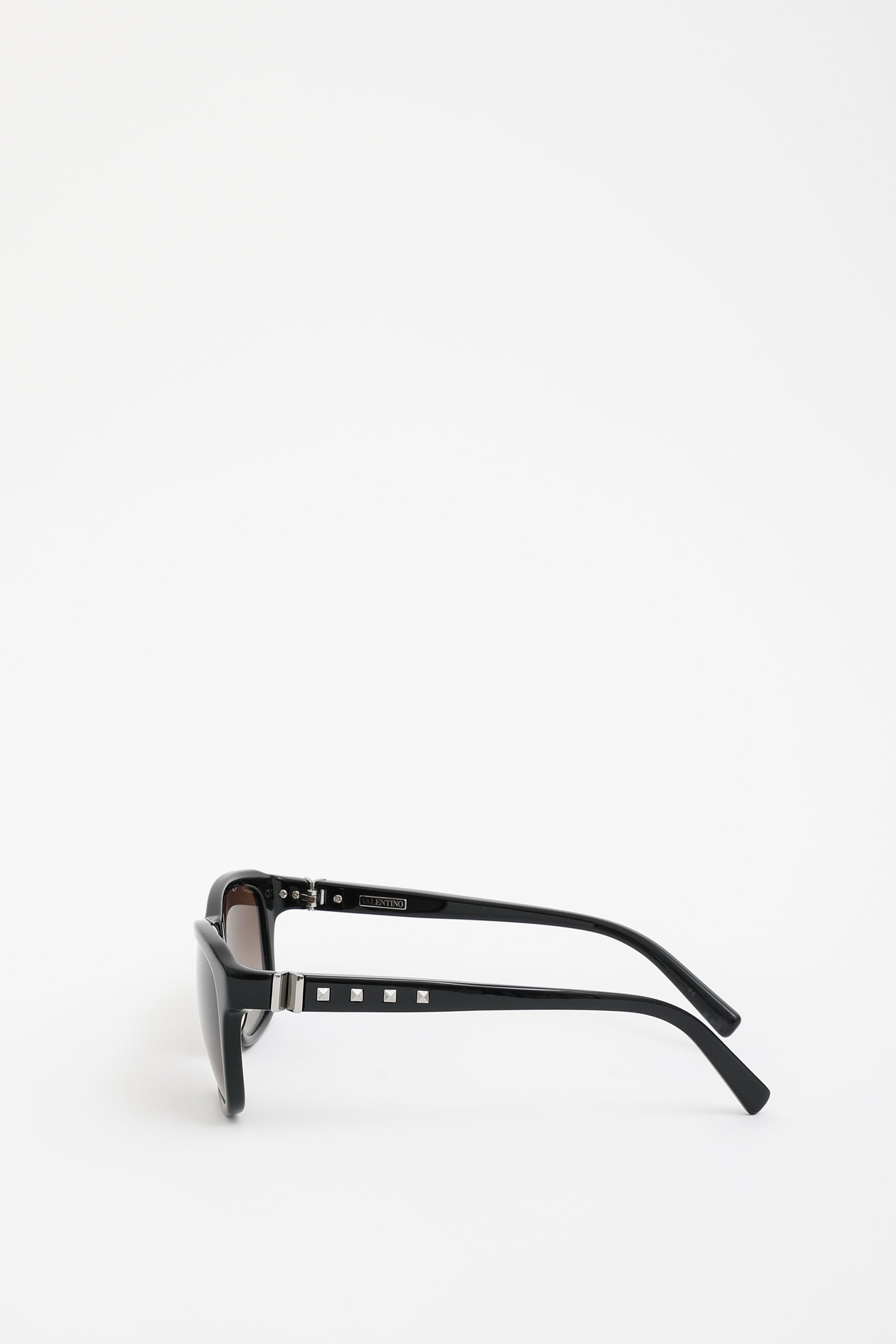 Valentino Black Rockstud Arm Detail Sunglasses