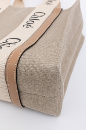 Logo Medium Woody Tote