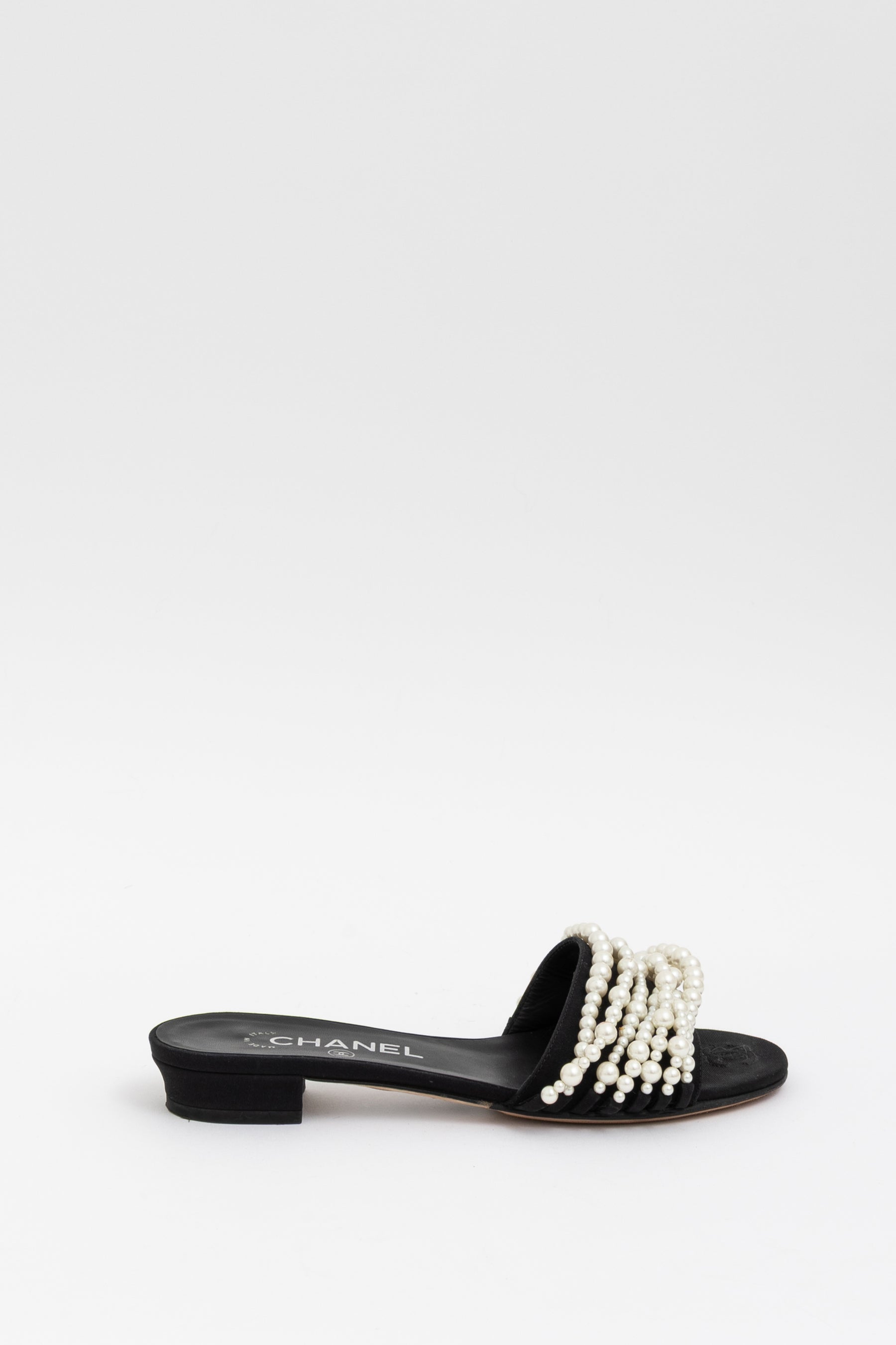 Pearl Embellished Slides