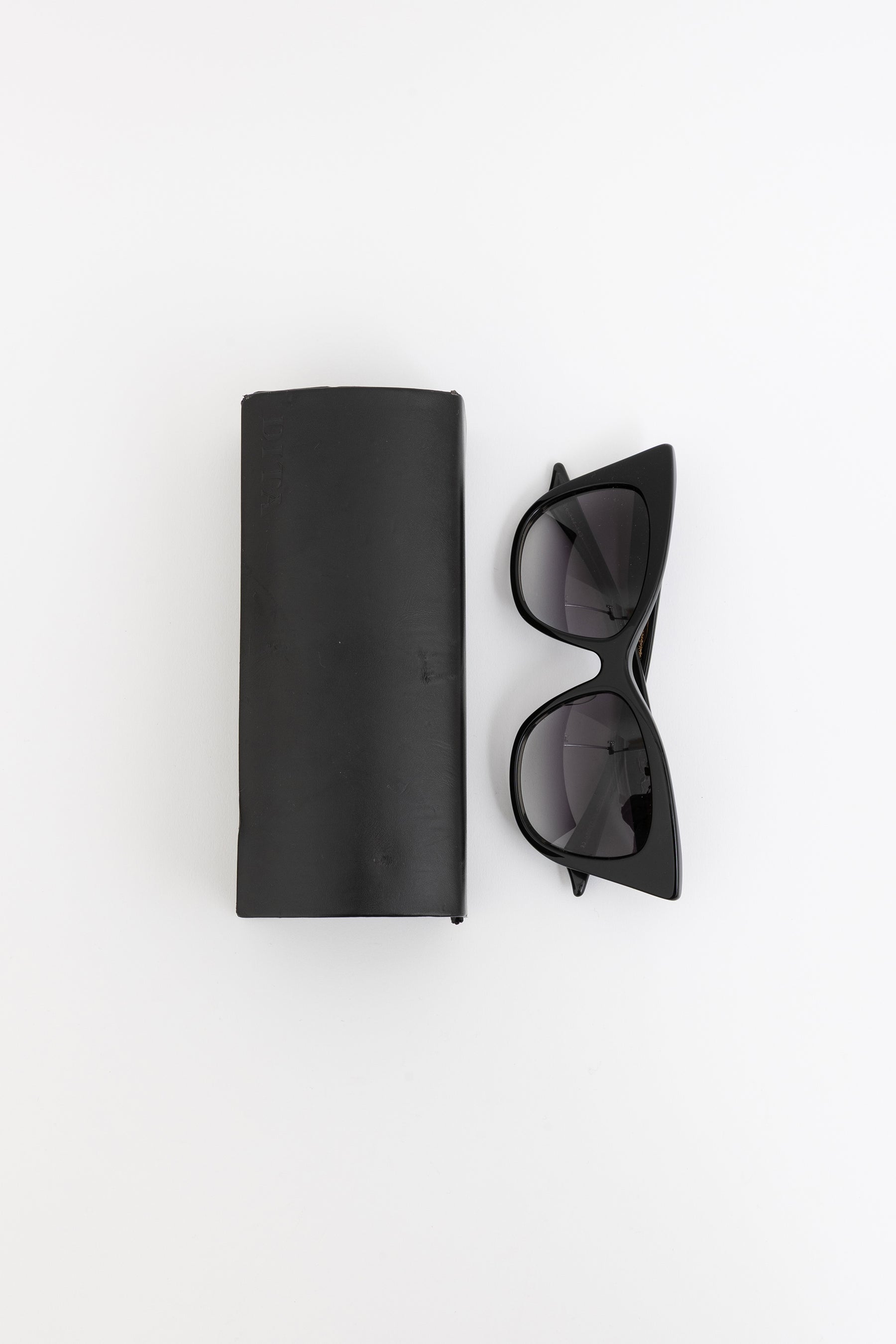 Oversized Cat Eye Sunglasses