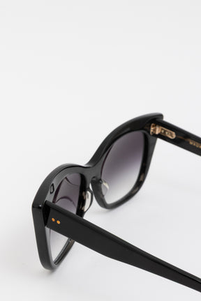 Oversized Cat Eye Sunglasses
