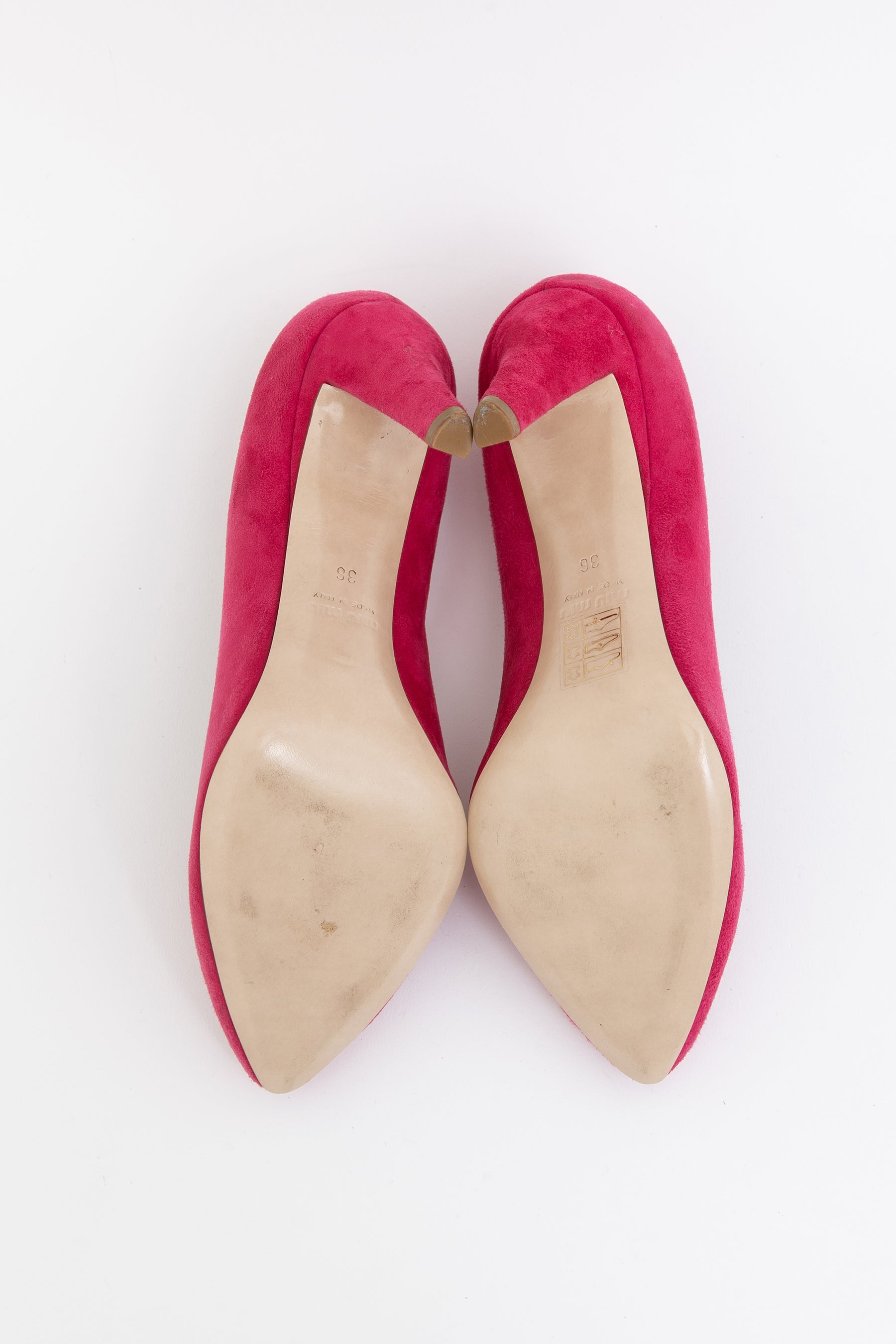 Suede Pumps