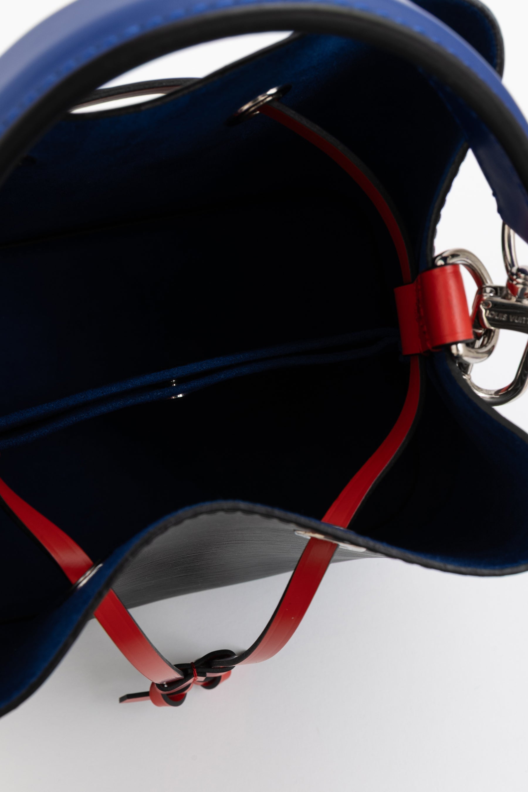 Neonoe BB Bucket Bag