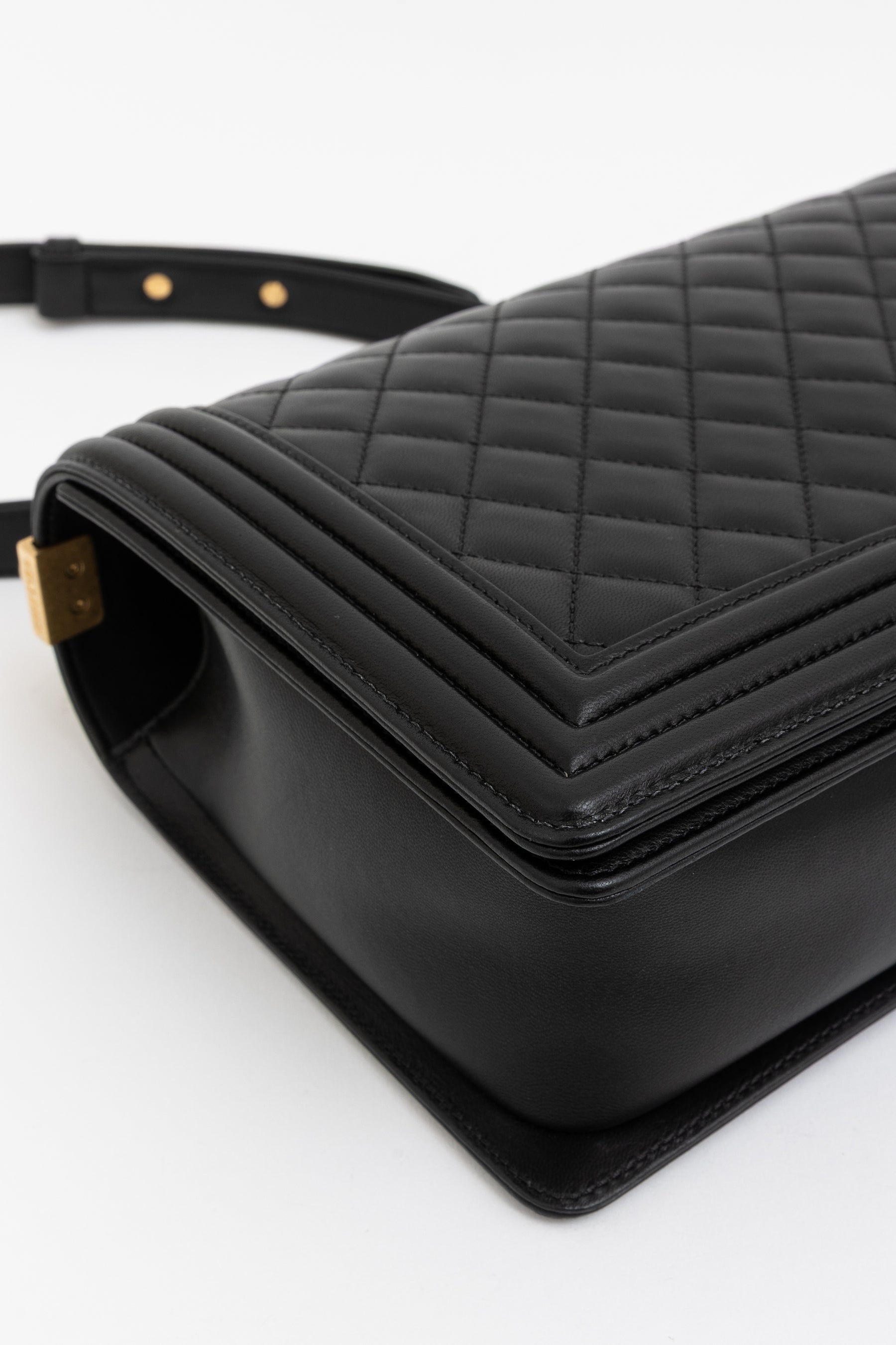 Medium Boy Bag