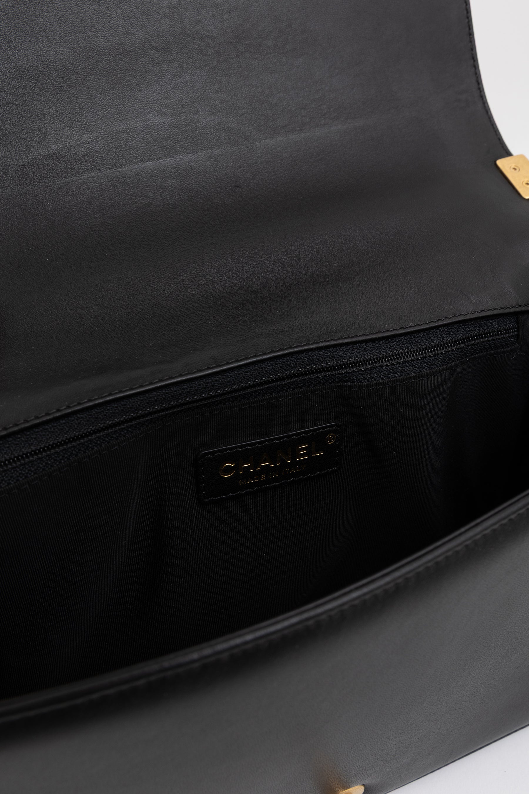 Medium Boy Bag