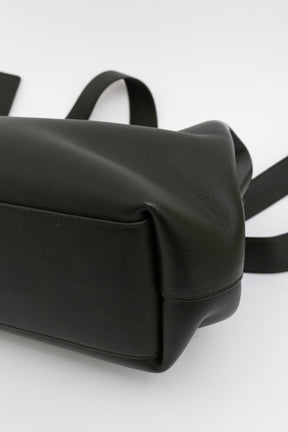 Medium Triangle Point Bag