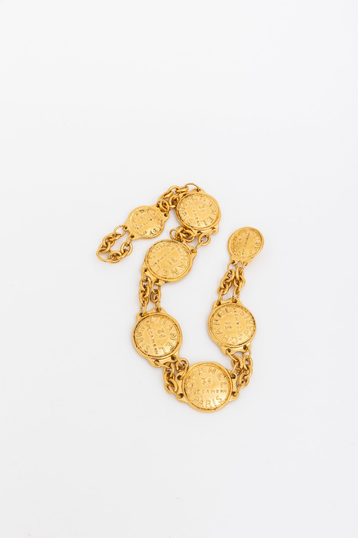 "Rue Cambon" Vintage Short Necklace Gold