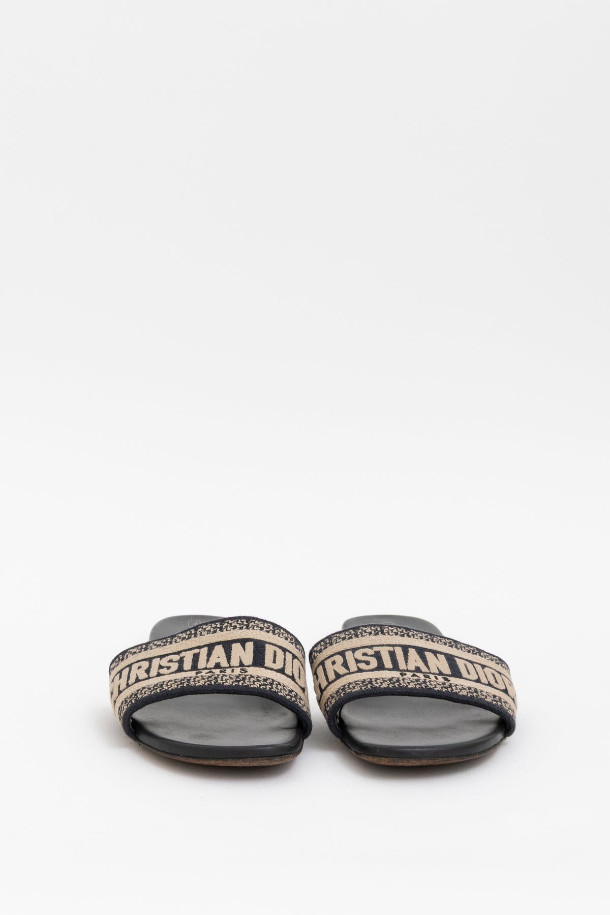Dway Embroided Slides