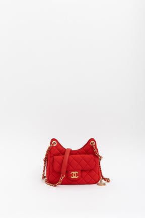 CC Hobo Quilted Jersey Shoulder Bag
