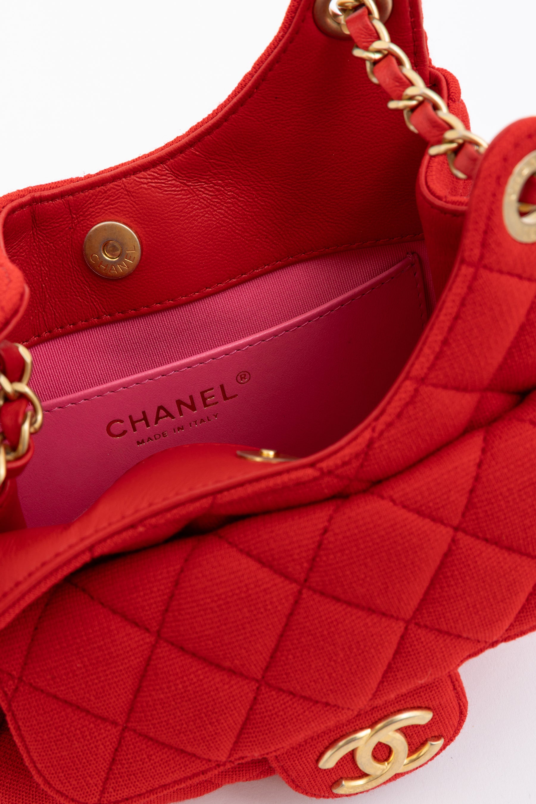 CC Hobo Quilted Jersey Shoulder Bag